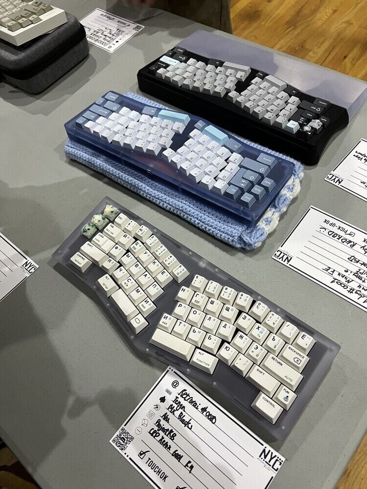 Image of a keyboard meetup