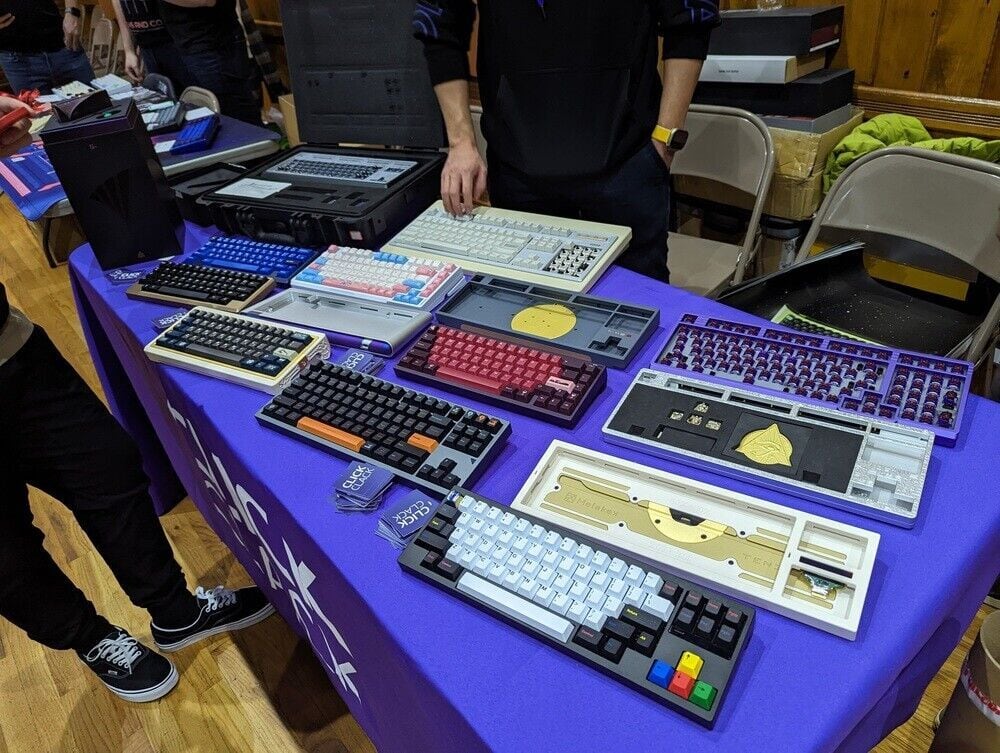 Image of a keyboard meetup