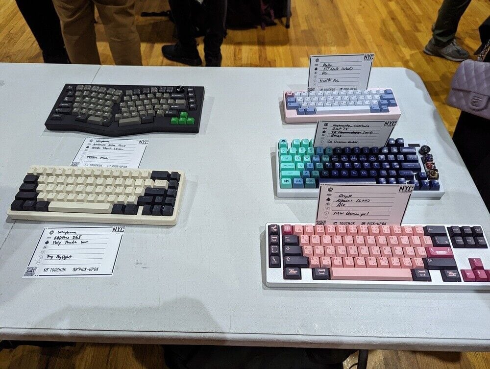 Image of a keyboard meetup