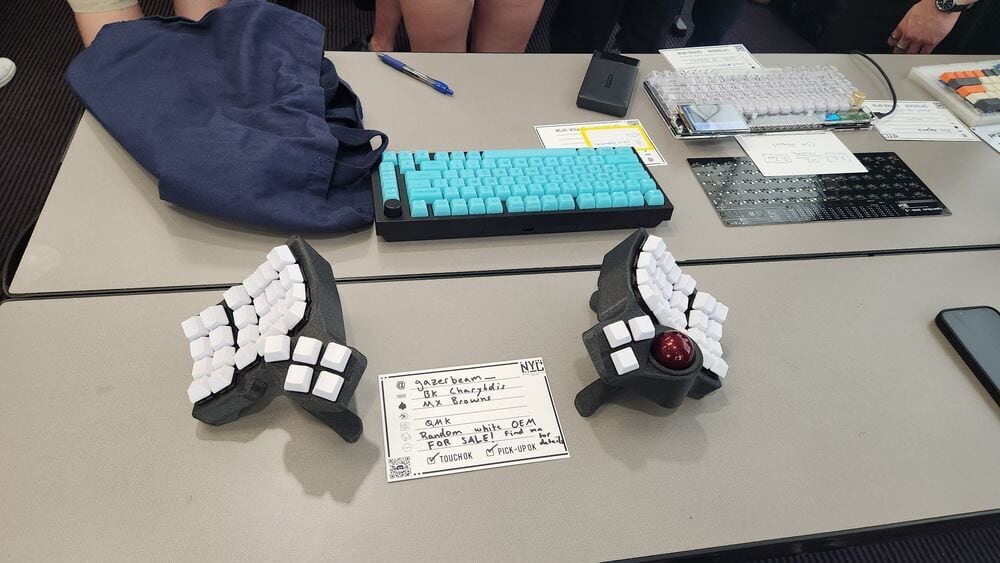 Image of a keyboard meetup