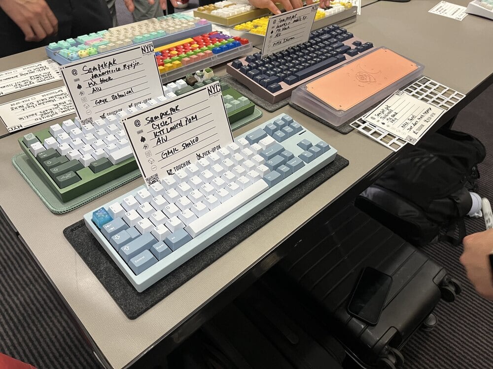 Image of a keyboard meetup