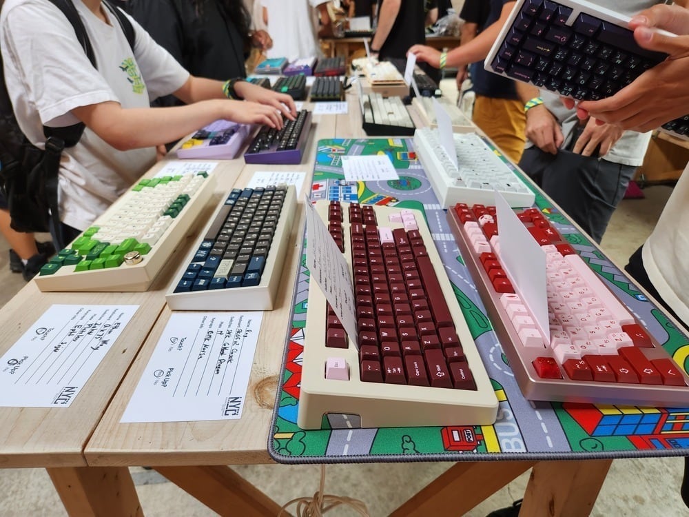 Image of a keyboard meetup