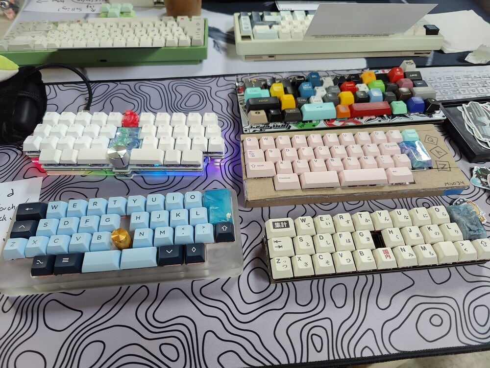 Image of a keyboard meetup