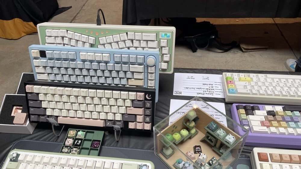 Image of a keyboard meetup